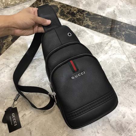 2025年9月8日入荷新作Gucci/人気/本革/バッグ 人気 おすすめ 父の日 誕生日/ギフト プレゼント 結婚式男友達の誕生日プレゼント