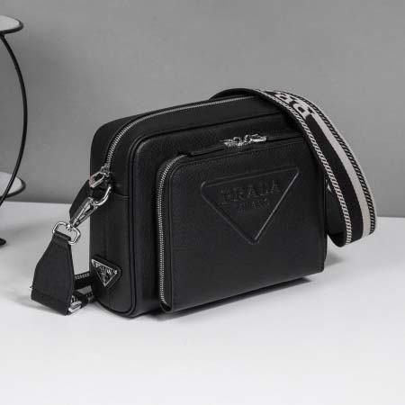 2025年9月8日入荷新作PRADA/人気/本革/バッグ 人気 おすすめ 父の日 誕生日/ギフト プレゼント 結婚式男友達の誕生日プレゼント