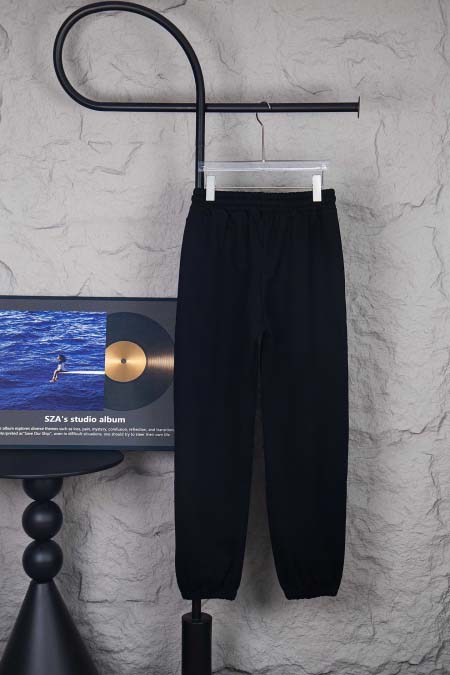 2025年9月15日入荷秋冬新作CELINEスラックス高品質人気商品/誕生日プレゼント/FF工場