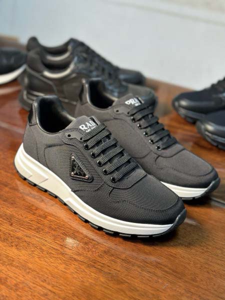 2025年9月17日入荷新品Pradaカジュアルシューズ/スニーカー｜メンズ靴人気本革製ギフト/誕生日/XG工場