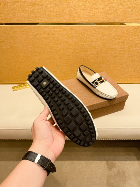 2025年9月22日入荷新品Ferragamoカジュアルシューズ/スニーカー｜メンズ靴人気本革製ギフト/誕生日/TL工場