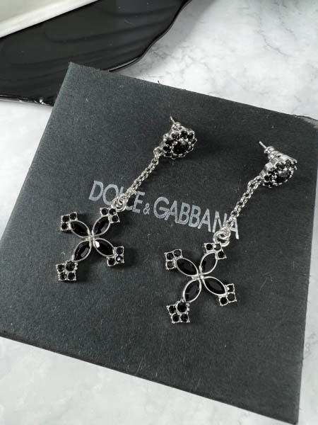 2025年9月25日入荷新品DGピアスギフト/誕生日/記念品/アクセサリーxin工場