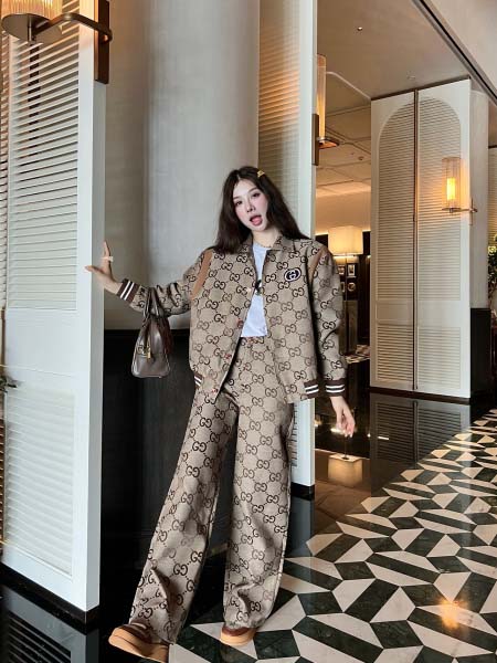 2025年9月26日入荷秋冬新作Gucciセット上下ファッション/誕生日プレゼント/贈り物 can工場