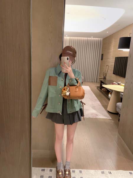 2025年9月26日入荷秋冬新作LOEWEジャケットファッション/誕生日プレゼント/贈り物 can工場