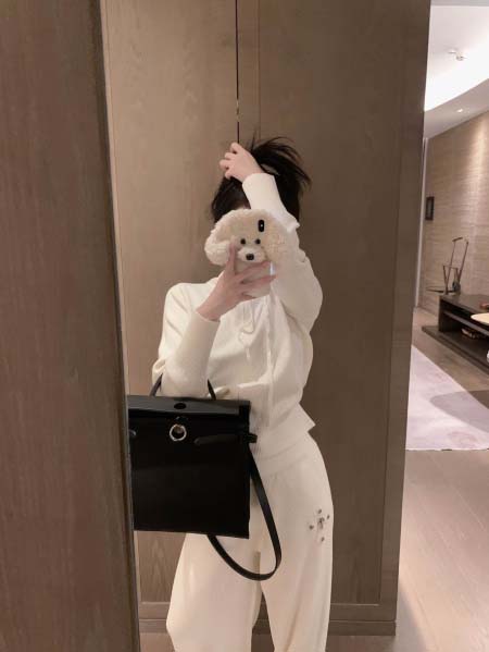 2025年9月26日入荷秋冬新作Chrome heartsセット上下ファッション/誕生日プレゼント/贈り物 can工場