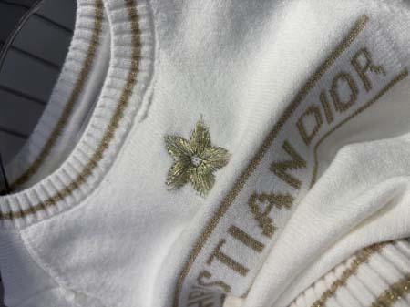 2025年9月26日入荷秋冬新作Dior ニットのセーターファッション/誕生日プレゼント/贈り物 can工場