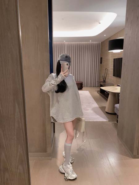 2025年9月27日入荷秋冬新作Chrome Heartsパーカーファッション/誕生日プレゼント/贈り物 can工場