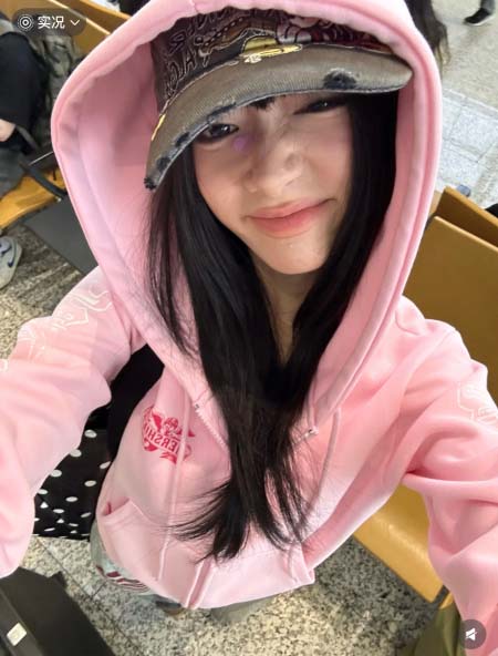 2025年9月27日入荷秋冬新作Chrome heartsパーカーファッション/誕生日プレゼント/贈り物 can工場