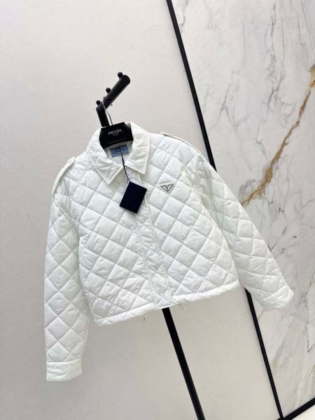 2025年9月27日入荷秋冬新作Pradaジャケットファッション/誕生日プレゼント/贈り物 can工場