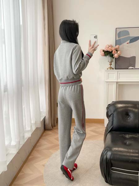 2025年9月27日入荷秋冬新作Gucci上下ファッション/誕生日プレゼント/贈り物 can工場