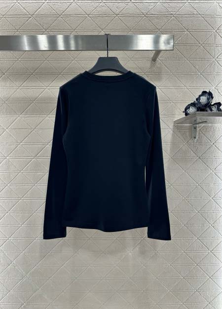 2025年9月27日入荷秋冬新作LOEWE長袖ファッション/誕生日プレゼント/贈り物 can工場