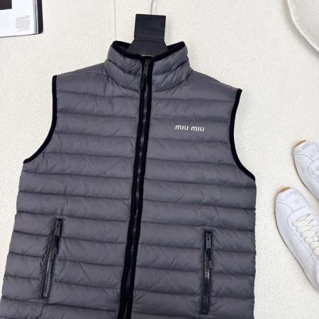 2025年9月29日入荷秋冬新作Miumiuレディース服高級N品人気/KL工場