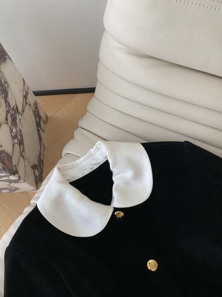 2025年9月29日入荷秋冬新作Celineレディース服原版復刻高級N品人気/KL工場