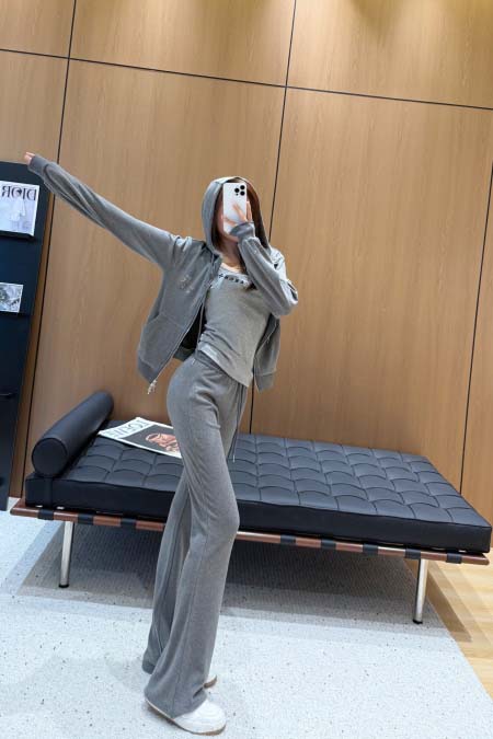 2025年9月30日入荷秋冬新作Chrome hearts セットファッション/誕生日プレゼント/贈り物 can工場