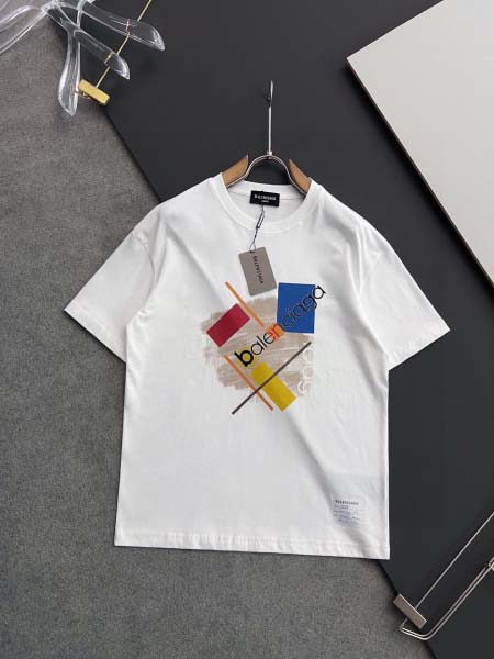 2025年9月2日入荷 新作Balenciaga半袖 tシャ...