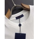 2025年9月2日入荷 新作Louis Vuitton半袖 tシャツ高級なプレゼント/誕生日プレゼント/高品質/メンツ/記念品/ wenzhou工場