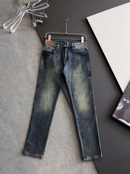 2025年9月2日入荷 新作Louis Vuittonジーパ...