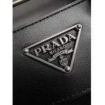 2025年9月2日入荷 新作Pradaジーパン高級なプレゼント/誕生日プレゼント/高品質/メンツ/記念品/ wenzhou工場