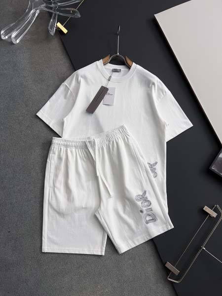 2025年9月2日入荷 新作Dior上下高級なプレゼント/誕...