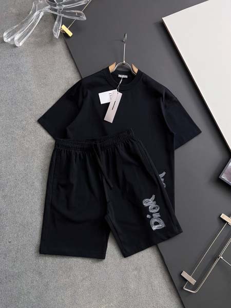 2025年9月2日入荷 新作Dior上下高級なプレゼント/誕...