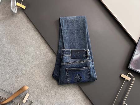 2025年9月3日入荷 新作Monclerジーパン高級なプレ...