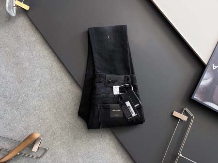 2025年9月3日入荷 新作Dsquared2デニムパンツ高...