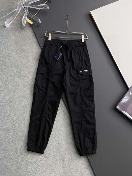 2025年9月3日入荷 新作Pradaズボン高級なプレゼント...