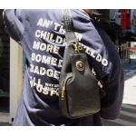 2025年9月4日入荷新作Versace /人気/本革/バッグ 人気 おすすめ 父の日 誕生日/ギフト プレゼント 結婚式男友達の誕生日プレゼント