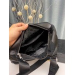 2025年9月5日入荷新作VERSACE/人気/本革/バッグ 人気 おすすめ 父の日 誕生日/ギフト プレゼント 結婚式男友達の誕生日プレゼント