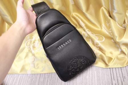 2025年9月5日入荷新作Versace /人気/本革/バッ...