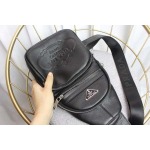 2025年9月5日入荷新作Prada/人気/本革/バッグ 人気 おすすめ 父の日 誕生日/ギフト プレゼント 結婚式男友達の誕生日プレゼント