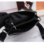 2025年9月5日入荷新作Prada/人気/本革/バッグ 人気 おすすめ 父の日 誕生日/ギフト プレゼント 結婚式男友達の誕生日プレゼント