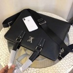 2025年9月5日入荷新作Gucci/人気/本革/バッグ 人気 おすすめ 父の日 誕生日/ギフト プレゼント 結婚式男友達の誕生日プレゼント