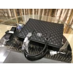 2025年9月5日入荷新作Gucci/人気/本革/バッグ 人気 おすすめ 父の日 誕生日/ギフト プレゼント 結婚式男友達の誕生日プレゼント