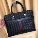 2025年9月5日入荷新作Gucci/人気/本革/バッグ 人気 おすすめ 父の日 誕生日/ギフト プレゼント 結婚式男友達の誕生日プレゼント