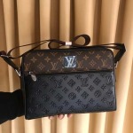2025年9月8日入荷新作Louis Vuitton/人気/本革/バッグ 人気 おすすめ 父の日 誕生日/ギフト プレゼント 結婚式男友達の誕生日プレゼント