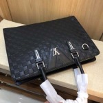 2025年9月8日入荷新作Louis Vuitton/人気/本革/バッグ 人気 おすすめ 父の日 誕生日/ギフト プレゼント 結婚式男友達の誕生日プレゼント