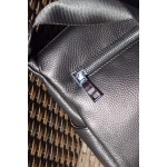 2025年9月8日入荷新作Prada/人気/本革/バッグ 人気 おすすめ 父の日 誕生日/ギフト プレゼント 結婚式男友達の誕生日プレゼント