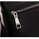 2025年9月8日入荷新作VERSACE /人気/本革/バッグ 人気 おすすめ 父の日 誕生日/ギフト プレゼント 結婚式男友達の誕生日プレゼント