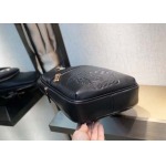 2025年9月8日入荷新作Versace /人気/本革/バッグ 人気 おすすめ 父の日 誕生日/ギフト プレゼント 結婚式男友達の誕生日プレゼント