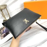 2025年9月8日入荷新作LOUIS VUITTON/人気/本革/バッグ 人気 おすすめ 父の日 誕生日/ギフト プレゼント 結婚式男友達の誕生日プレゼント