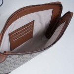 2025年9月8日入荷新作Gucci         /人気/本革/バッグ 人気 おすすめ 父の日 誕生日/ギフト プレゼント 結婚式男友達の誕生日プレゼント