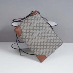 2025年9月8日入荷新作Gucci         /人気/本革/バッグ 人気 おすすめ 父の日 誕生日/ギフト プレゼント 結婚式男友達の誕生日プレゼント