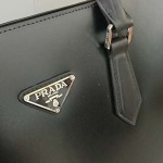 2025年9月8日入荷新作PRADA/人気/本革/バッグ 人気 おすすめ 父の日 誕生日/ギフト プレゼント 結婚式男友達の誕生日プレゼント