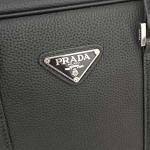2025年9月8日入荷新作PRADA/人気/本革/バッグ 人気 おすすめ 父の日 誕生日/ギフト プレゼント 結婚式男友達の誕生日プレゼント