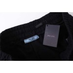 2025年9月8日入荷新作Pradaズボン高品質人気商品/誕生日プレゼント/FF工場