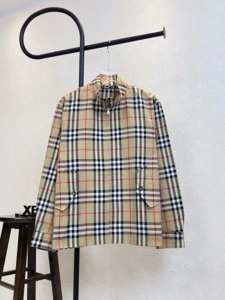 2025年9月15日入荷秋冬新作Burberryジャケット高...