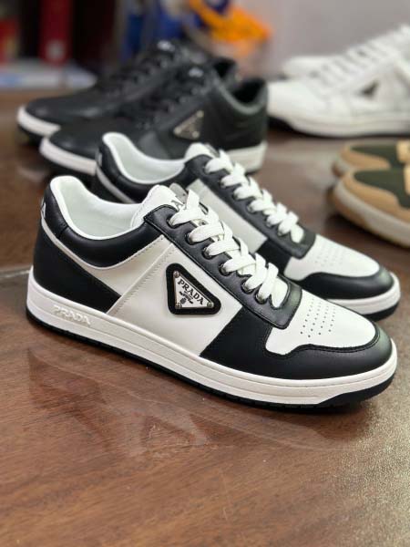 2025年9月17日入荷新品Pradaカジュアルシューズ/ス...