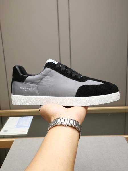 2025年9月19日入荷新品Givenchyカジュアルシュー...
