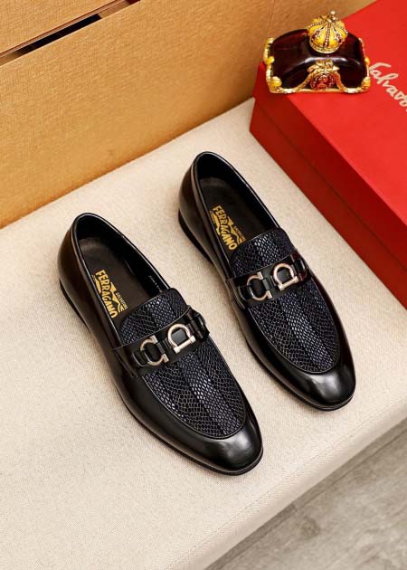 2025年9月19日入荷新品Ferragamoカジュアルシュ...